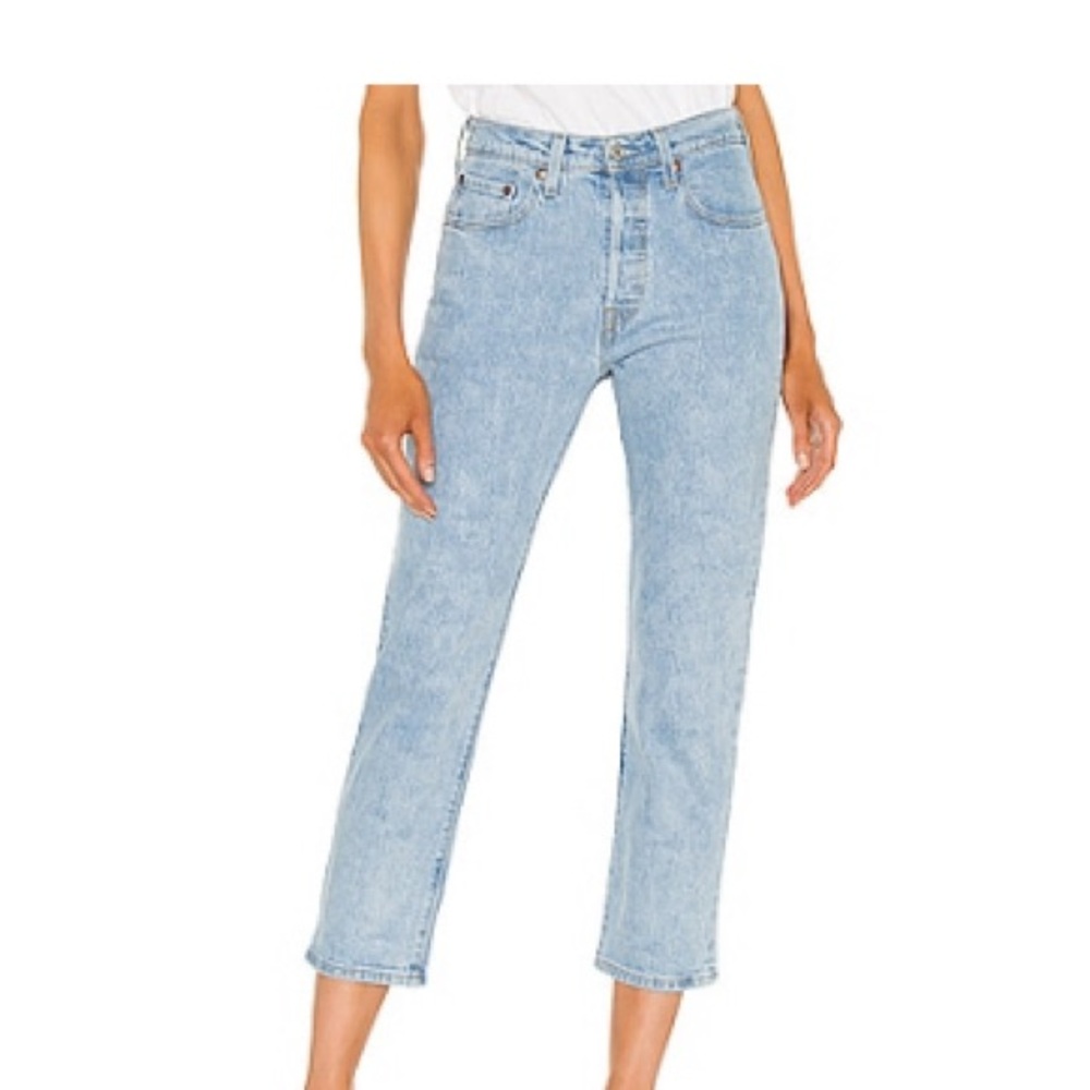 Levi’s 501 Crop